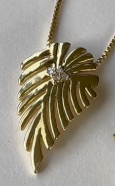 Coasta Necklace Front