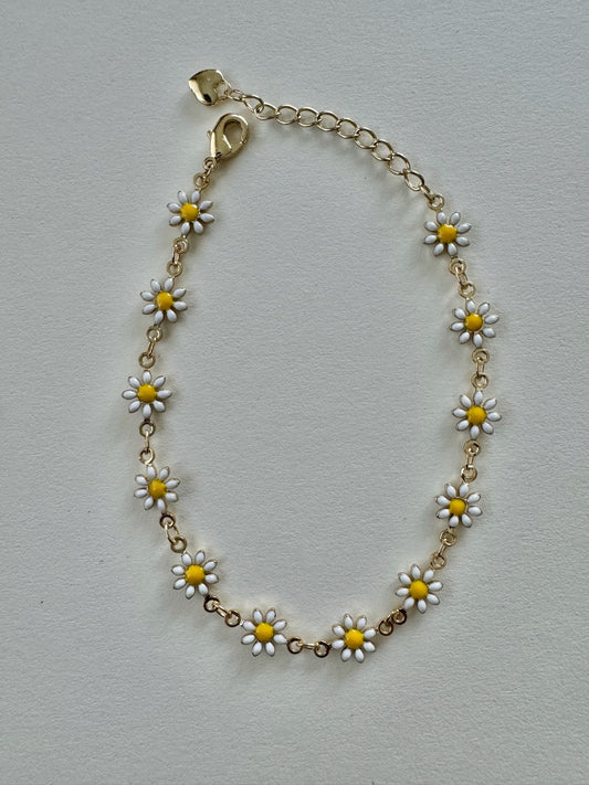 Lilly Links Bracelet Top View